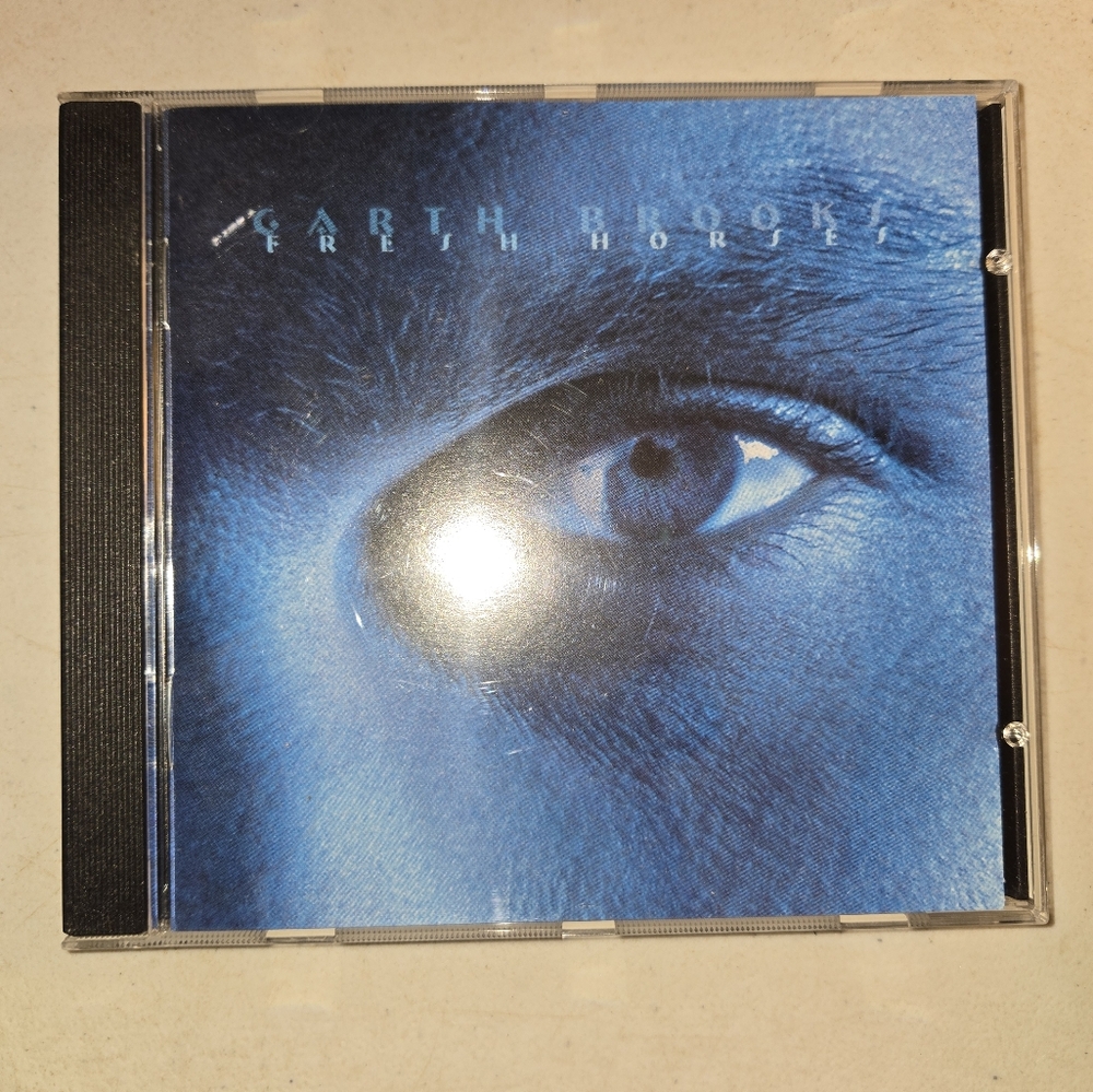 Garth Brooks - Fresh Horses (Music CD, ) Like New